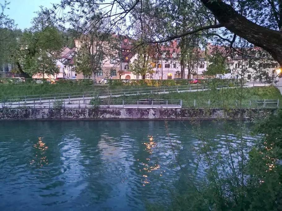 Krakovo By The River Ljubljana Bagian luar foto